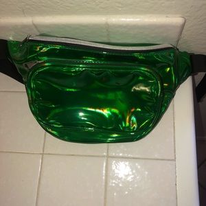 🌵Women Iridescent Holographic Fanny Pack